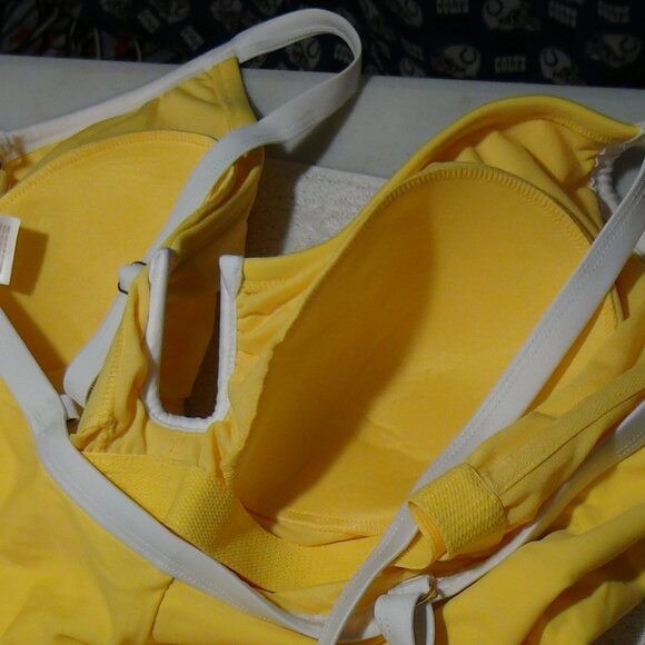 Shade & Shore Women's U-Wire Plunge High Leg One Piece Swimsuit Yellow 16 - 24 - Picture 12 of 13